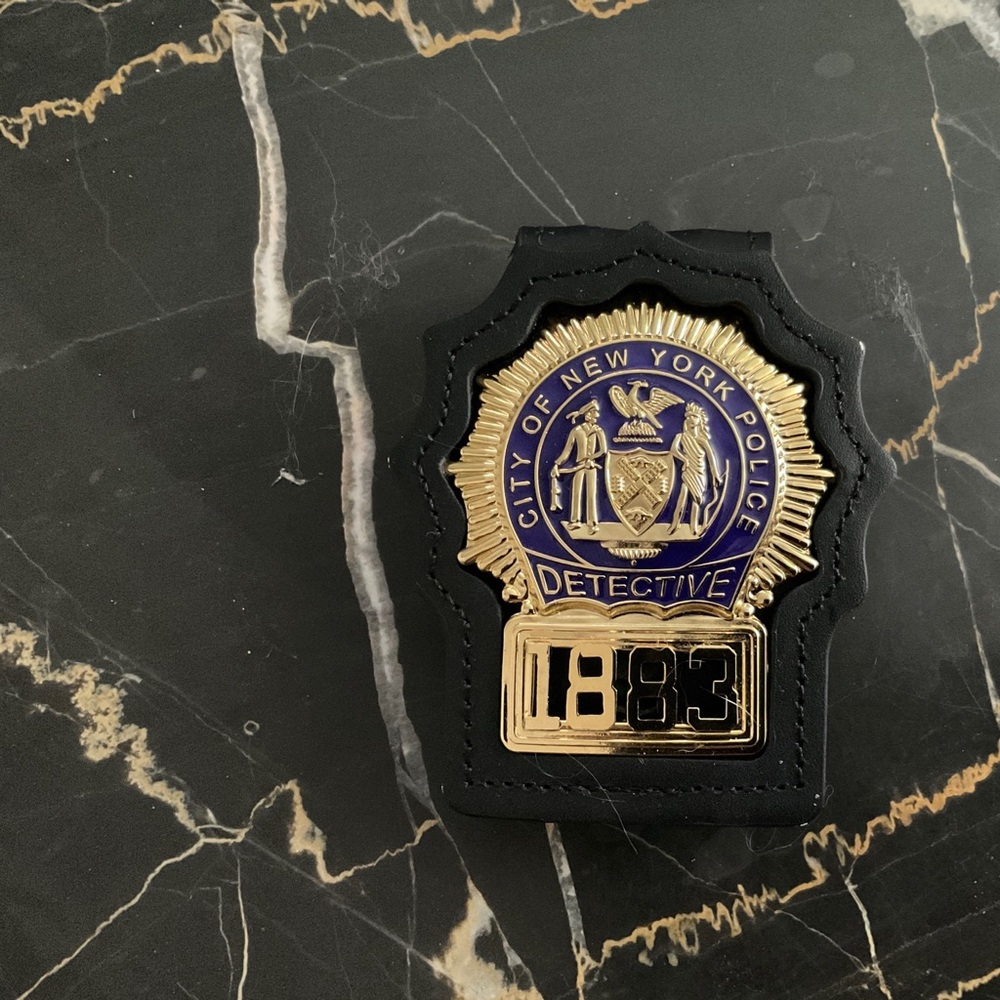 NYPD Movie Prop Gold Sheid